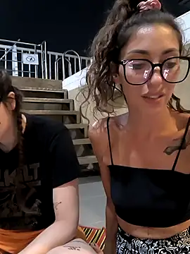 amanilouve online show from 12, 2, 2025