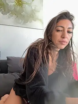 amanilouve online show from 3, 2, 2026