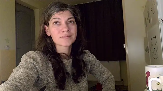 Snapshot of MercyLove chatting on 20, 11, 2025 MercyLove online show from 20, 11, 2025