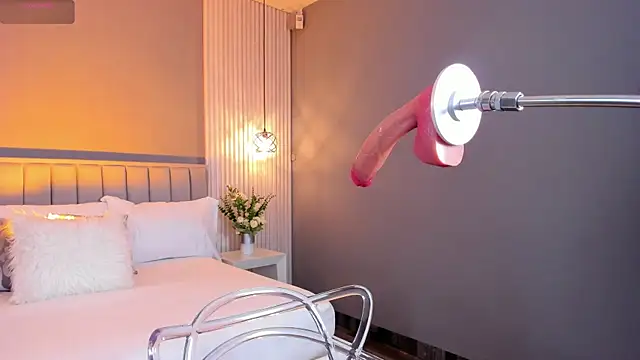 Snapshot of ValeryNova chatting on 7, 10, 2025 ValeryNova online show from 7, 10, 2025