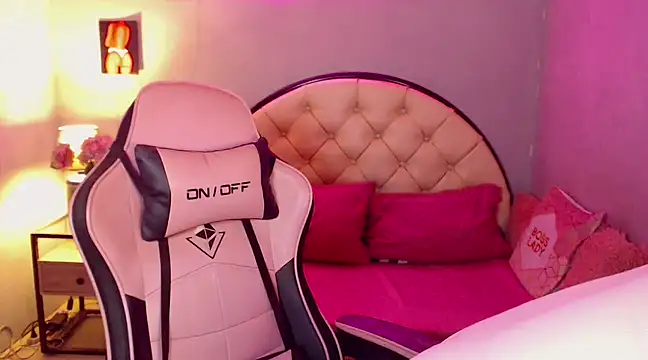 WeezyBabyXoxo online show from 17, 3, 2025