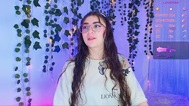 Snapshot of Samii_Evans chatting on 22, 9, 2025 Samii Evans online show from 22, 9, 2025