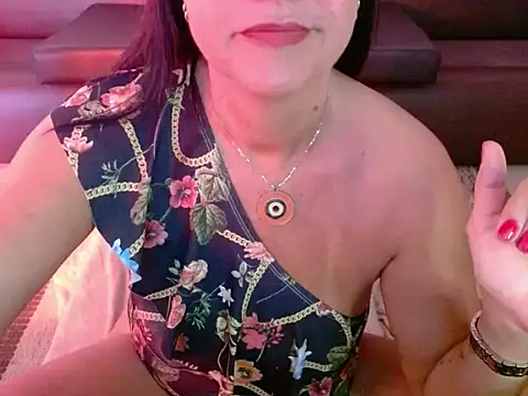 Linda1975 online show from 20, 12, 2025