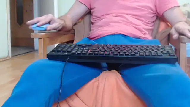 Snapshot of VASKOS178 chatting on 19, 12, 2025 VASKOS178 online show from 19, 12, 2025