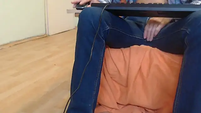 Snapshot of VASKOS178 chatting on 21, 12, 2025 VASKOS178 online show from 21, 12, 2025