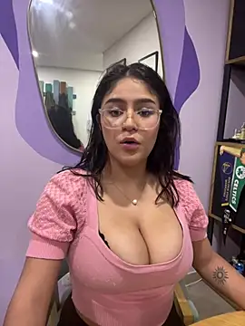 Snapshot of Juliana_News chatting on 6, 3, 2025 Juliana News online show from 6, 3, 2025