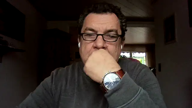 Snapshot of Nobbie444 chatting on 19, 11, 2025 Nobbie444 online show from 19, 11, 2025