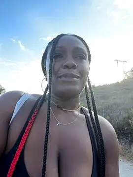 TilaTotti online show from 21, 10, 2025