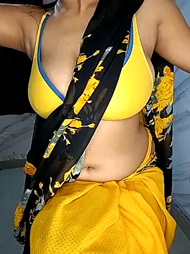 Snapshot of Ms_Divya chatting on 1, 1, 2025 Ms Divya online show from 1, 1, 2025