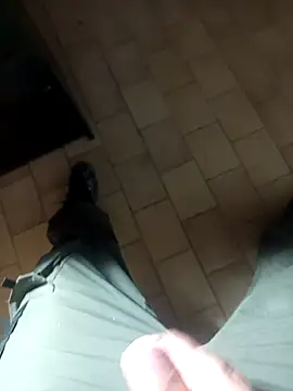 Snapshot of Czarny1104 chatting on 4, 11, 2025 Czarny1104 online show from 4, 11, 2025