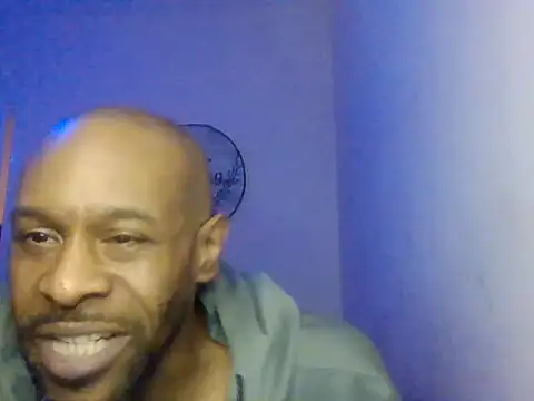 CuzzyB69 online show from 27, 11, 2025