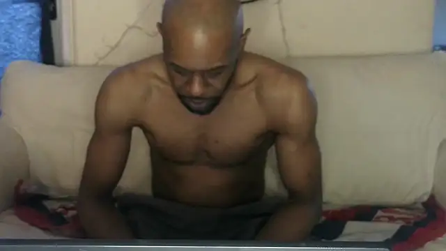 CuzzyB69 online show from 8, 4, 2026