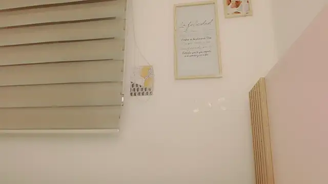 Snapshot of Elen__Sweet chatting on 24, 1, 2025 Elen Sweet online show from 24, 1, 2025