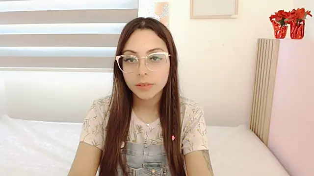 Snapshot of Elen__Sweet chatting on 6, 3, 2025 Elen Sweet online show from 6, 3, 2025