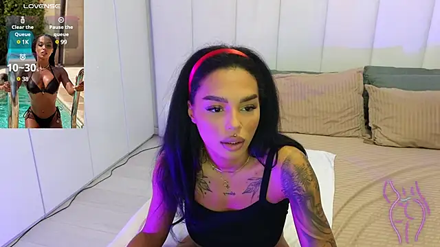 Snapshot of KimiBrown chatting on 4, 3, 2025 KimiBrown online show from 4, 3, 2025
