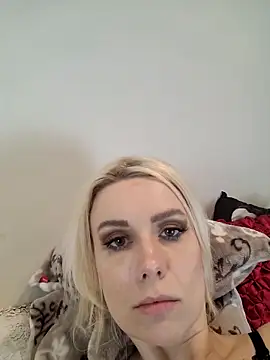 AureliaDoux online show from 15, 3, 2025