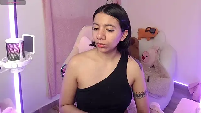 Nami usagi online show from 21, 10, 2025