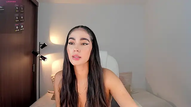 RebeccaBaxter online show from 24, 11, 2025