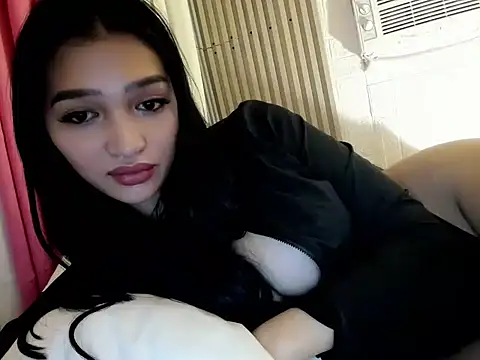 Snapshot of _caroline69 chatting on 28, 1, 2025 caroline69 online show from 28, 1, 2025