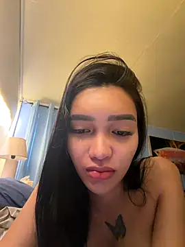 Snapshot of _caroline69 chatting on 21, 11, 2025 caroline69 online show from 21, 11, 2025