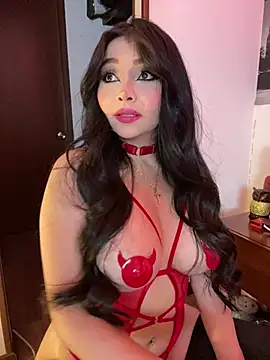 Snapshot of KateLatorre chatting on 28, 2, 2025 KateLatorre online show from 28, 2, 2025