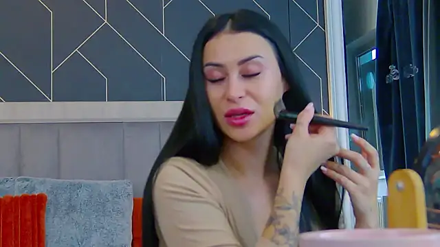 EmyLaveau online show from 16, 2, 2026