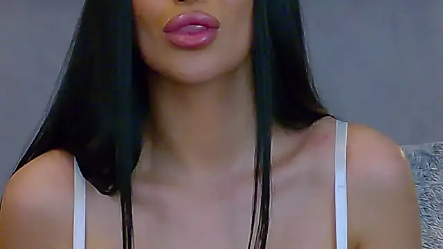 EmyLaveau online show from 5, 3, 2026