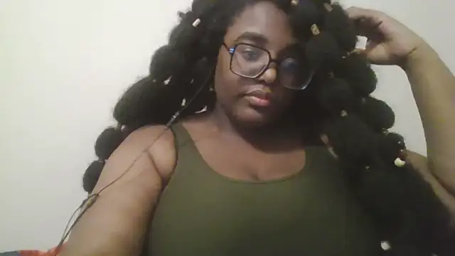 Snapshot of MissCC99 chatting on 16, 11, 2025 MissCC99 online show from 16, 11, 2025