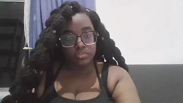 Snapshot of MissCC99 chatting on 11, 2, 2026 MissCC99 online show from 11, 2, 2026