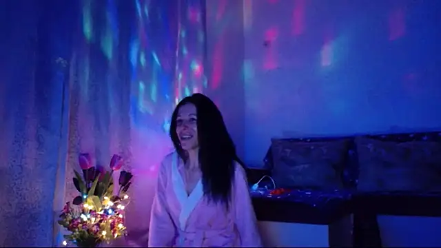 Snapshot of ElysaSun chatting on 1, 3, 2025 ElysaSun online show from 1, 3, 2025