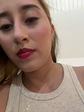 Snapshot of Abby_Sweet1_ chatting on 14, 9, 2025 Abby Sweet1  online show from 14, 9, 2025