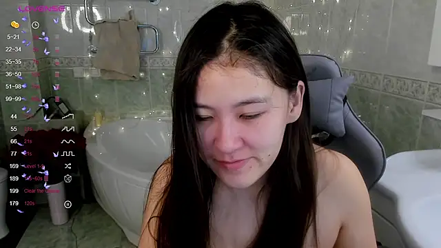 Riz girl online show from 27, 2, 2025