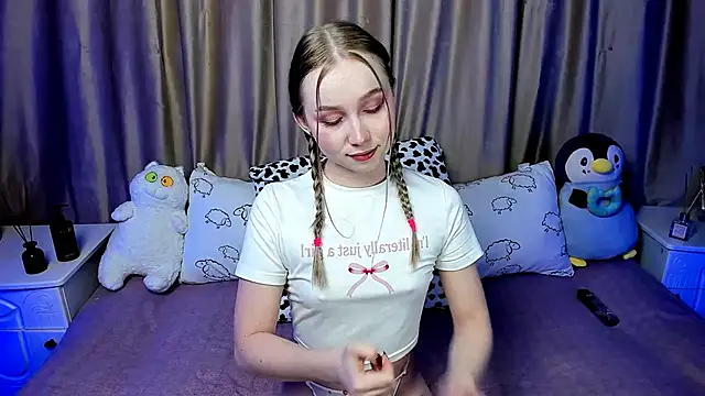 LilyStarlight online show from 19, 2, 2025