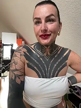 InkedBiitch online show from 25, 3, 2026