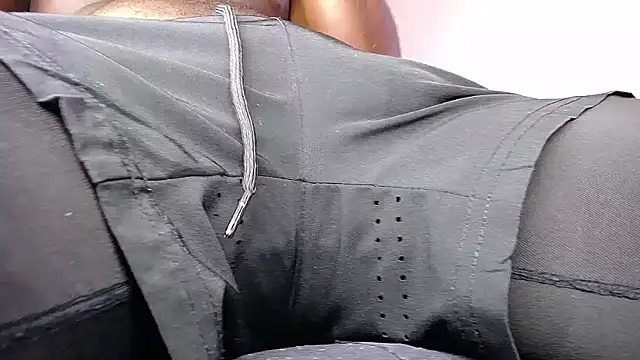 MAXJONES 2 online show from 9, 4, 2026