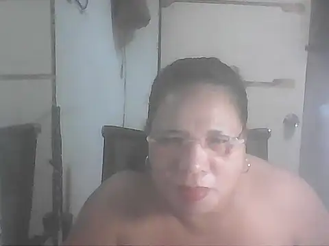 hotwet mama4uxx online show from 11, 10, 2025