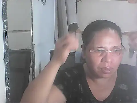 hotwet mama4uxx online show from 24, 11, 2025