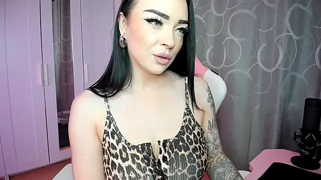 Snapshot of na_dolli chatting on 12, 4, 2026 na dolli online show from 12, 4, 2026
