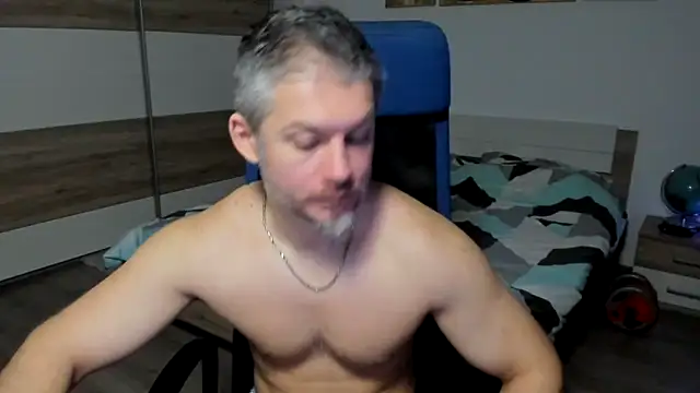Snapshot of RobbyShawz chatting on 11, 1, 2025 RobbyShawz online show from 11, 1, 2025