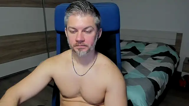 Snapshot of RobbyShawz chatting on 16, 1, 2025 RobbyShawz online show from 16, 1, 2025