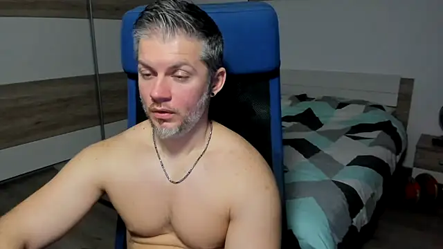 Snapshot of RobbyShawz chatting on 21, 1, 2025 RobbyShawz online show from 21, 1, 2025