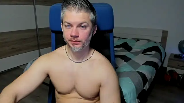 Snapshot of RobbyShawz chatting on 25, 1, 2025 RobbyShawz online show from 25, 1, 2025