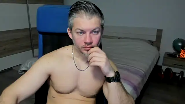 Snapshot of RobbyShawz chatting on 4, 2, 2025 RobbyShawz online show from 4, 2, 2025