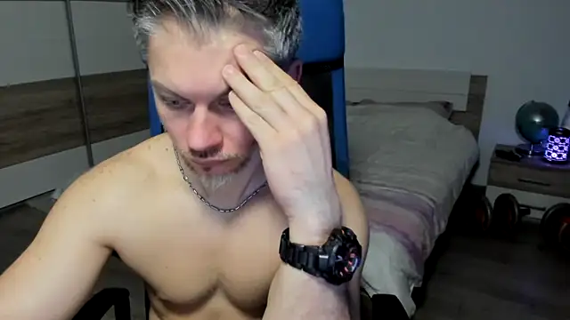 Snapshot of RobbyShawz chatting on 7, 2, 2025 RobbyShawz online show from 7, 2, 2025