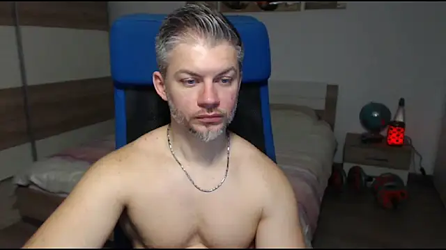 Snapshot of RobbyShawz chatting on 25, 2, 2025 RobbyShawz online show from 25, 2, 2025