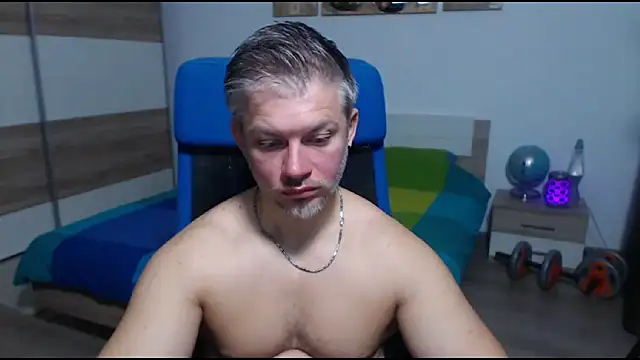 Snapshot of RobbyShawz chatting on 21, 10, 2025 RobbyShawz online show from 21, 10, 2025