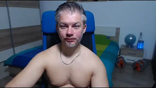 Snapshot of RobbyShawz chatting on 25, 10, 2025 RobbyShawz online show from 25, 10, 2025