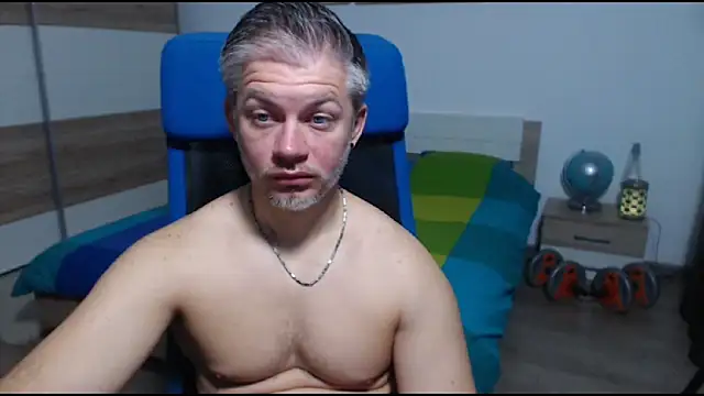 Snapshot of RobbyShawz chatting on 26, 10, 2025 RobbyShawz online show from 26, 10, 2025