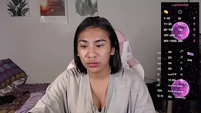 Alaia Pope online show from 22, 2, 2025