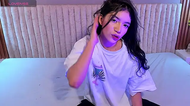 Snapshot of Sweetcristin chatting on 28, 4, 2026 Sweetcristin online show from 28, 4, 2026